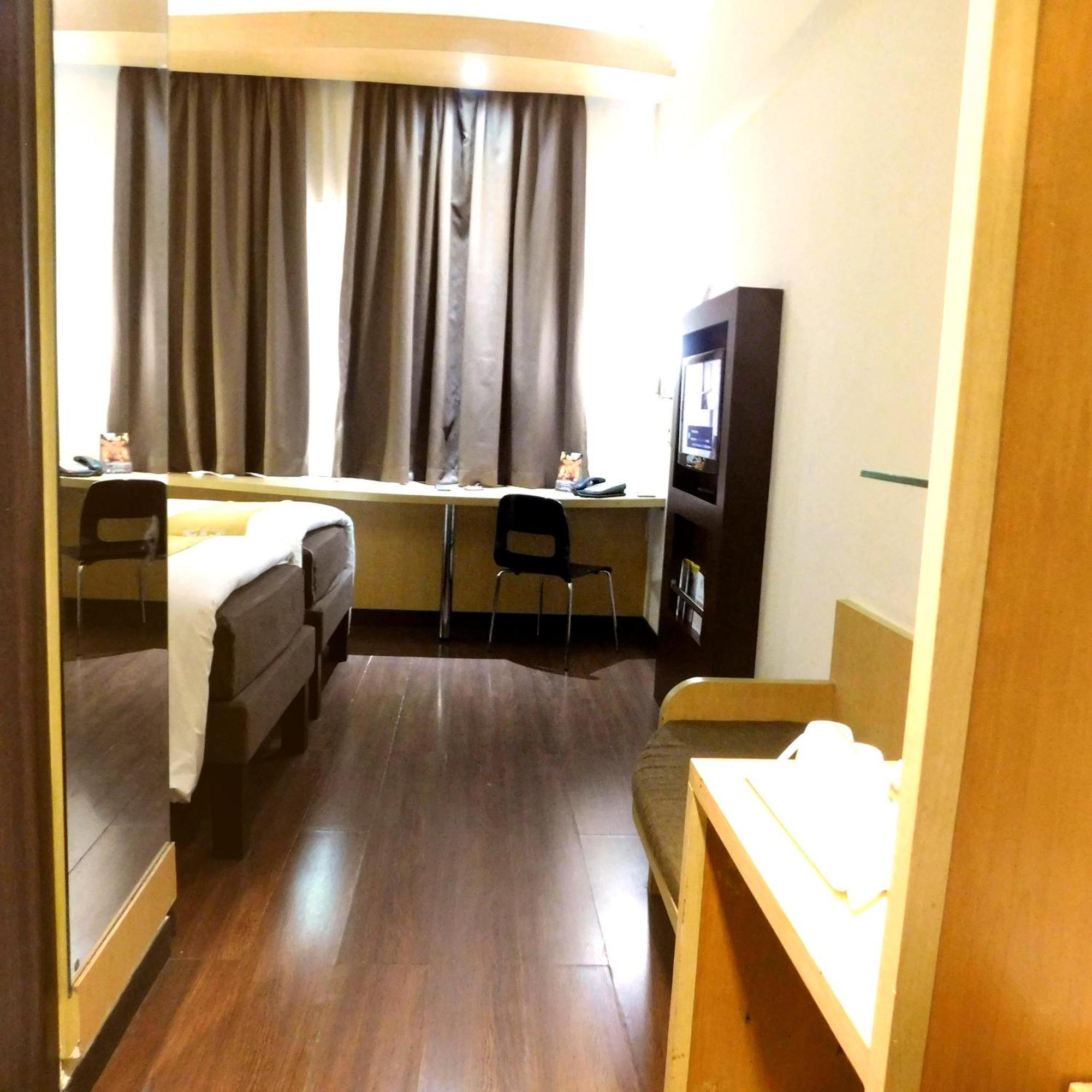 Tamarin Hotel Jakarta Manage By Vib Hospitality Management ภายนอก รูปภาพ
